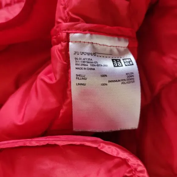 Uniqlo Vest Women Medium Red Down Puffer Coat Quilted Lightweight Insulated - Picture 3 of 6